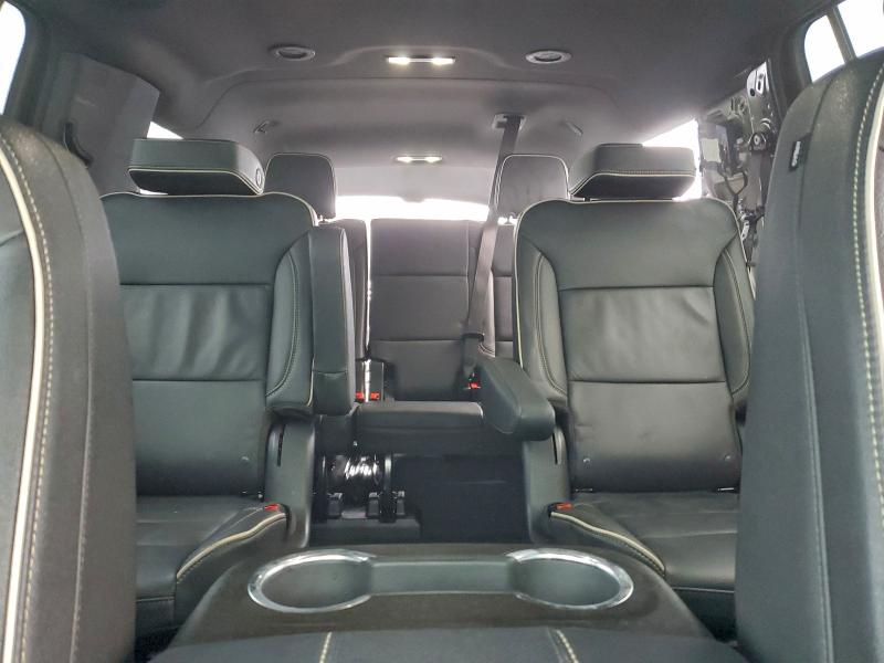 Фото 10 - CHEVROLET SUBURBAN