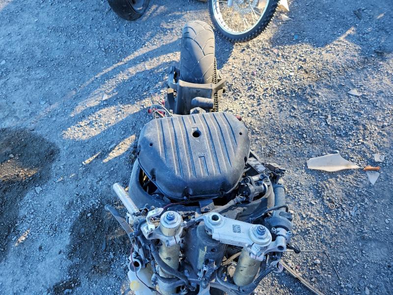 Фото 5 - SUZUKI GSXR1000