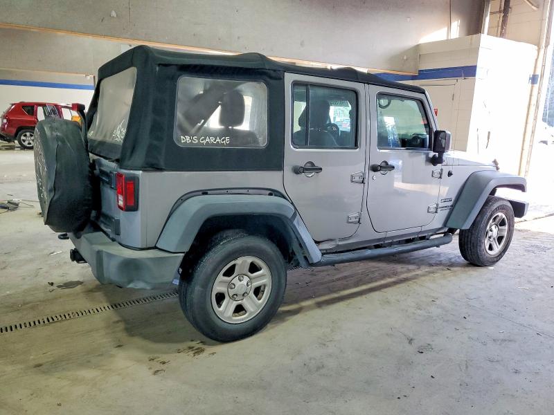 Фото 3 - JEEP WRANGLER