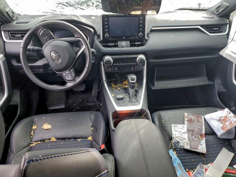 Фото 8 - TOYOTA RAV4