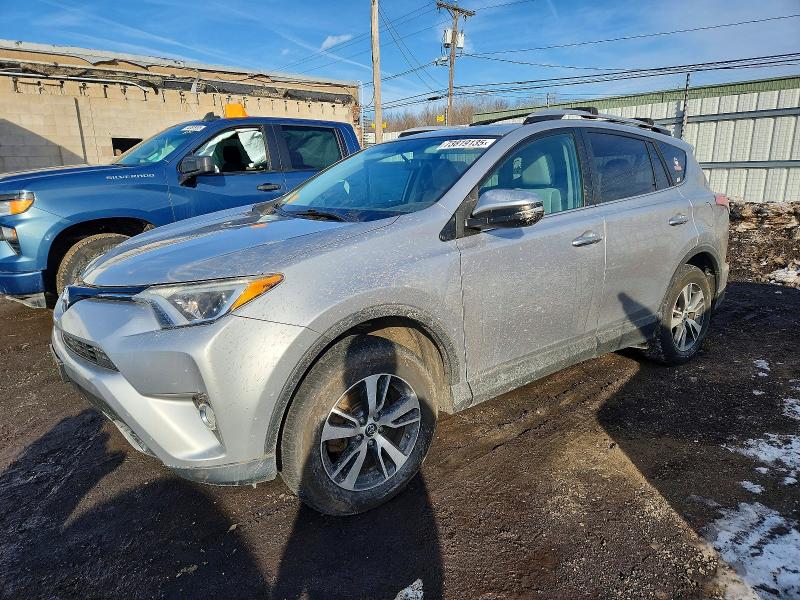 Фото 1 - TOYOTA RAV4