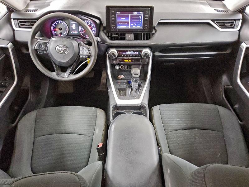 Фото 8 - TOYOTA RAV4