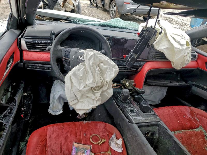 Фото 8 - TOYOTA CAMRY