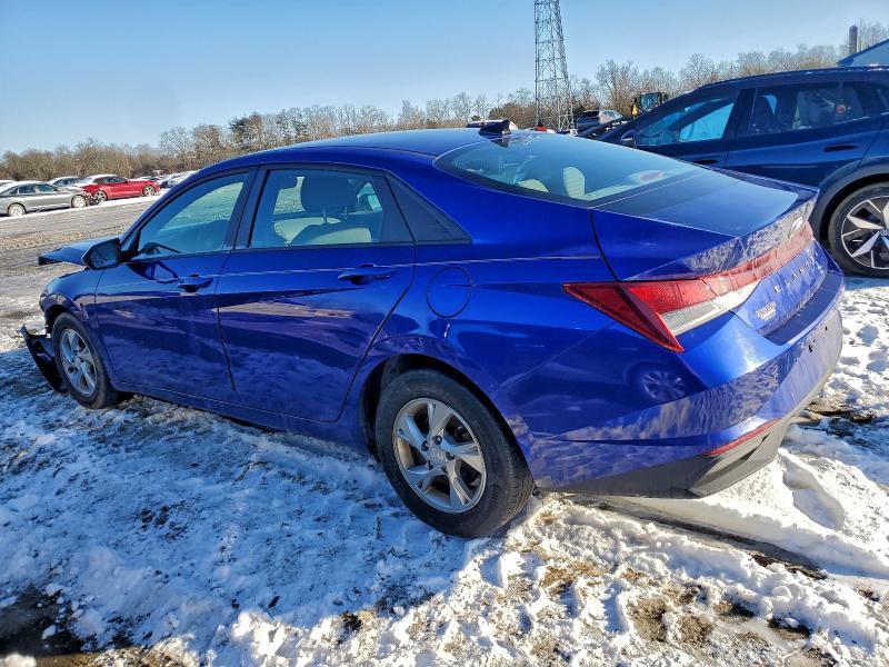 Фото 2 - HYUNDAI ELANTRA