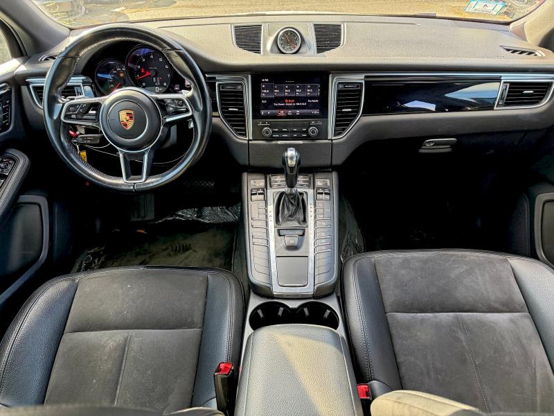 Фото 9 - PORSCHE MACAN