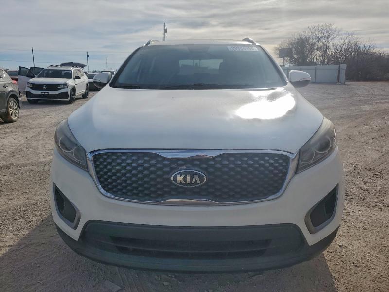 Фото 5 - KIA SORENTO