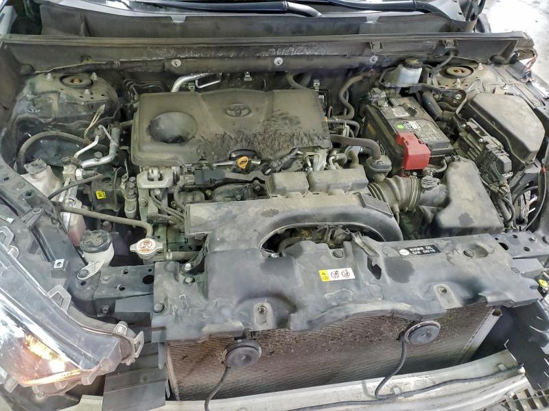 Фото 12 - TOYOTA RAV4