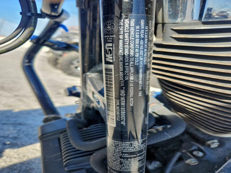 HARLEY-DAVIDSON FL 2014