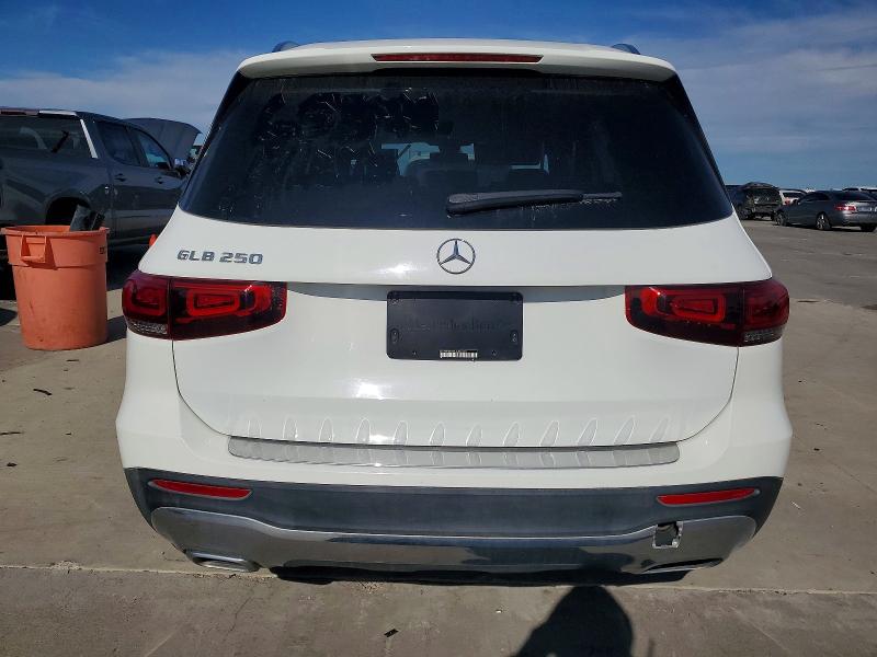 Фото 6 - MERCEDES-BENZ GLB-CLASS