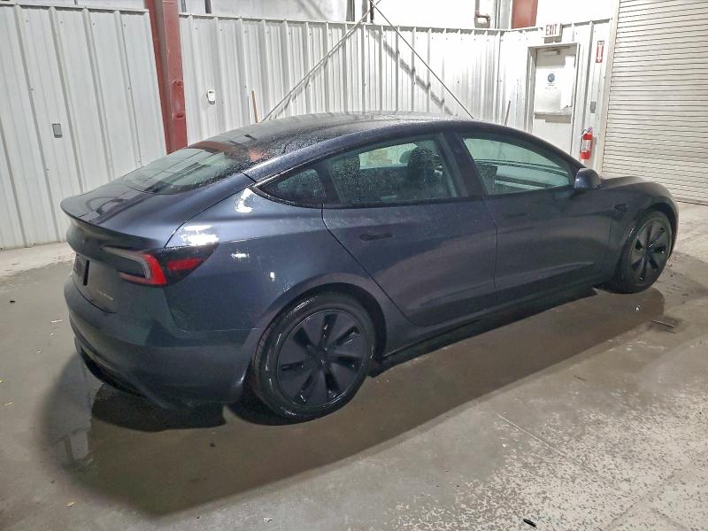 Фото 3 - TESLA MODEL 3