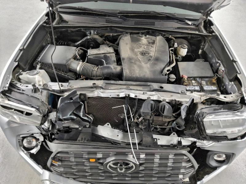 Фото 11 - TOYOTA TACOMA