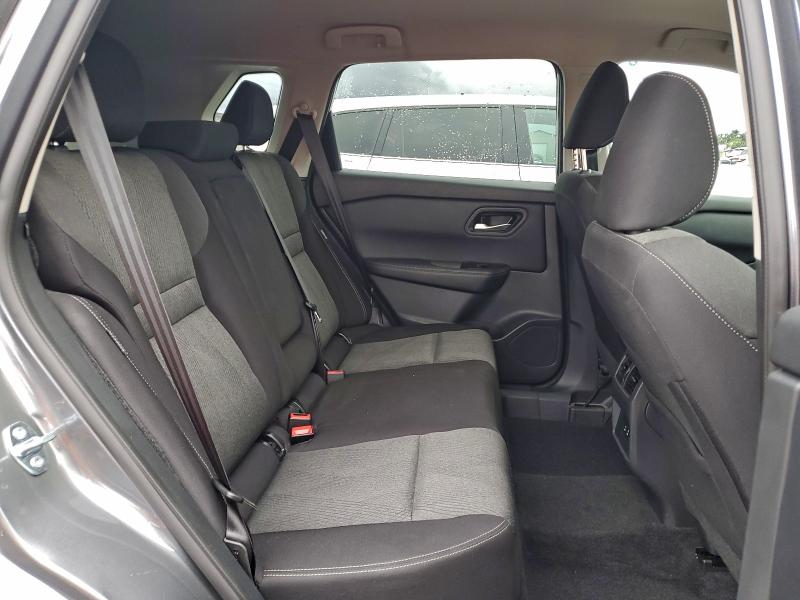 Фото 10 - NISSAN ROGUE