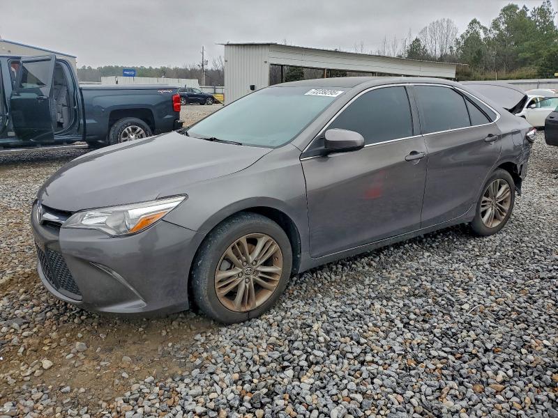 Фото 1 - TOYOTA CAMRY