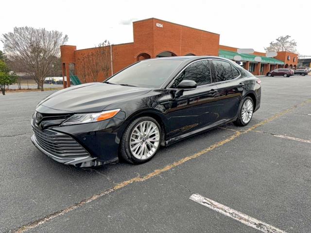 Фото 2 - TOYOTA CAMRY