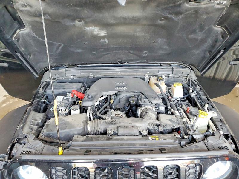 Фото 11 - JEEP GLADIATOR