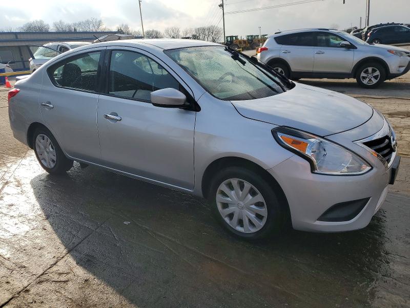 Фото 4 - NISSAN VERSA