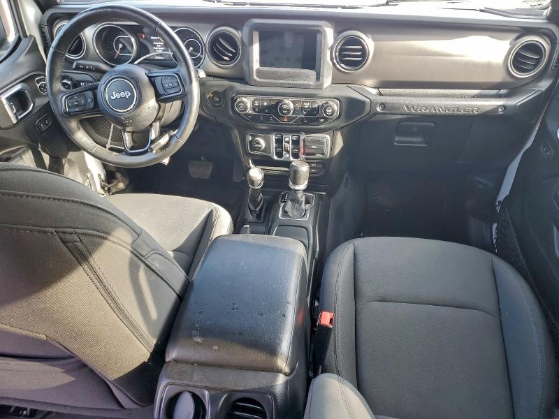 Фото 8 - JEEP WRANGLER