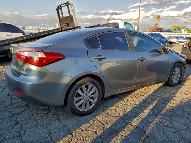 Фото 3 - KIA FORTE