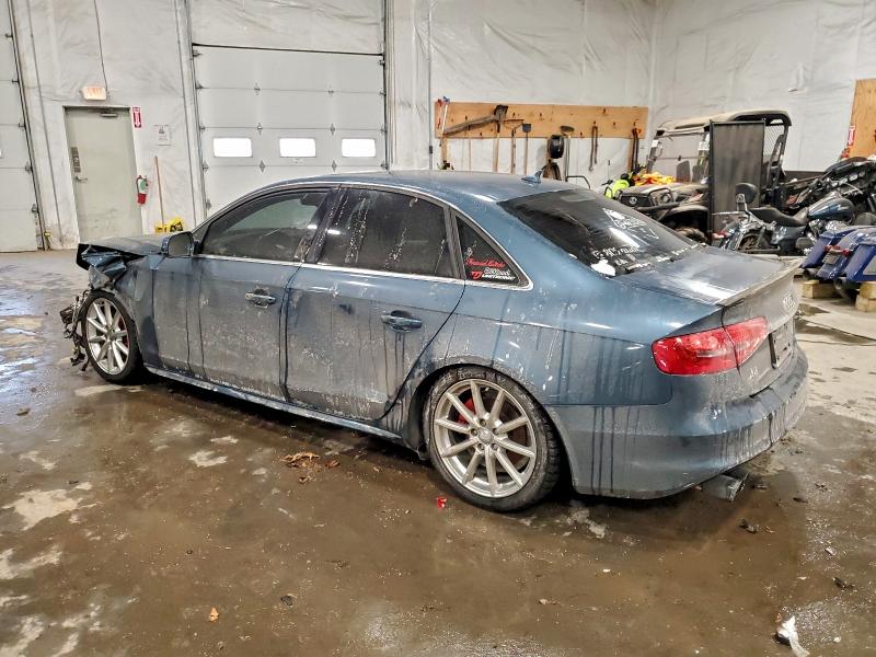 Фото 2 - AUDI A4