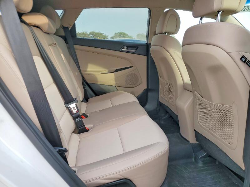 Фото 11 - HYUNDAI TUCSON