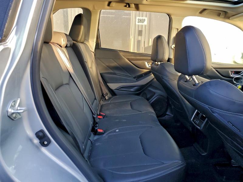 Фото 11 - SUBARU FORESTER