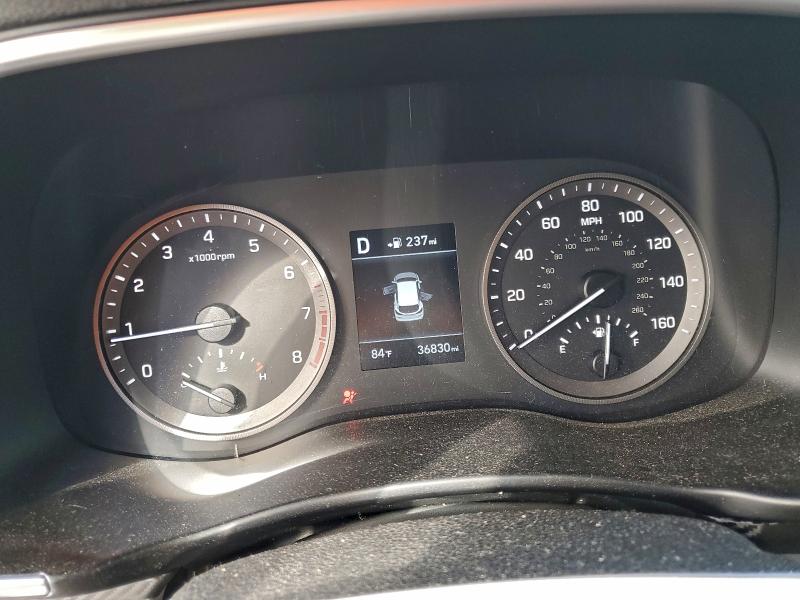 Фото 9 - HYUNDAI TUCSON