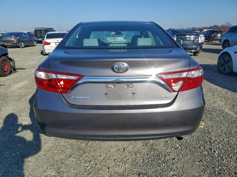 Фото 6 - TOYOTA CAMRY