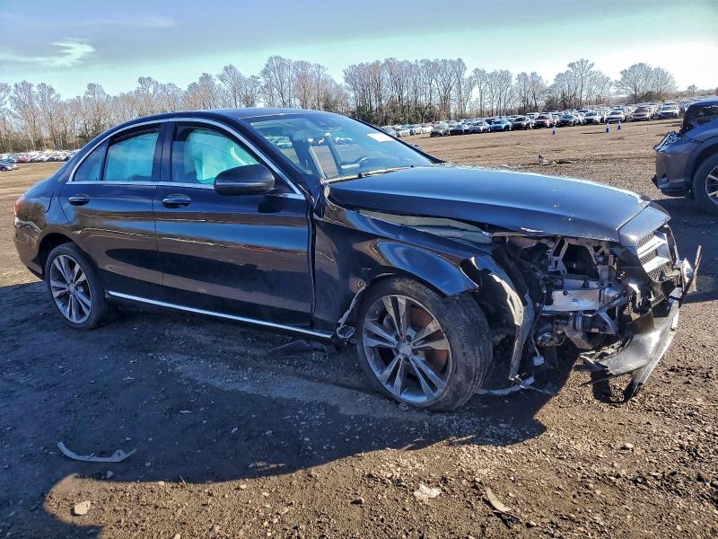 Фото 4 - MERCEDES-BENZ C-CLASS