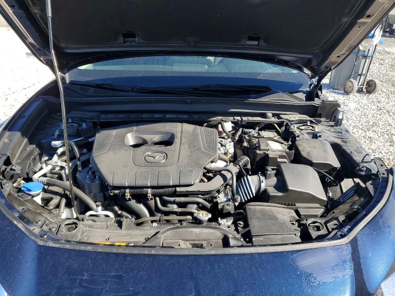 Фото 12 - MAZDA CX30