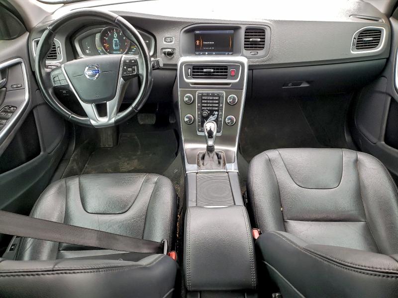 Фото 8 - VOLVO S60