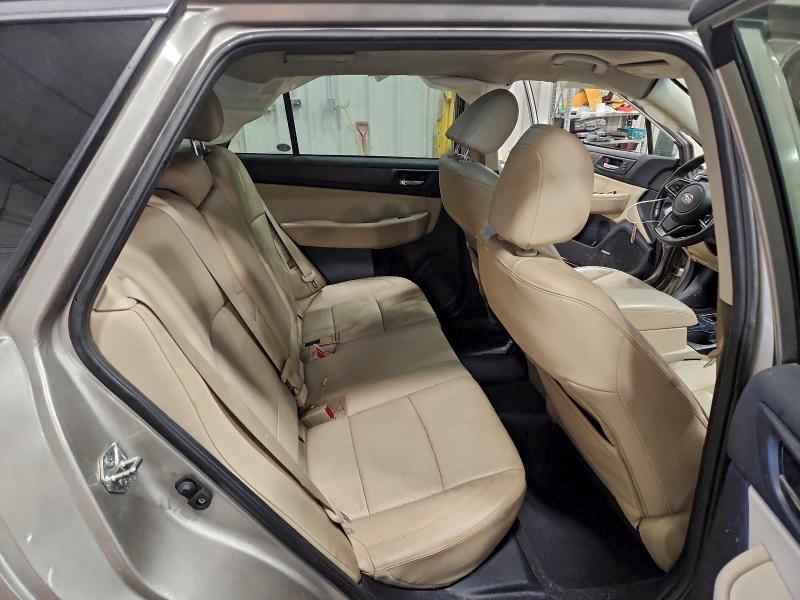 Фото 11 - SUBARU OUTBACK