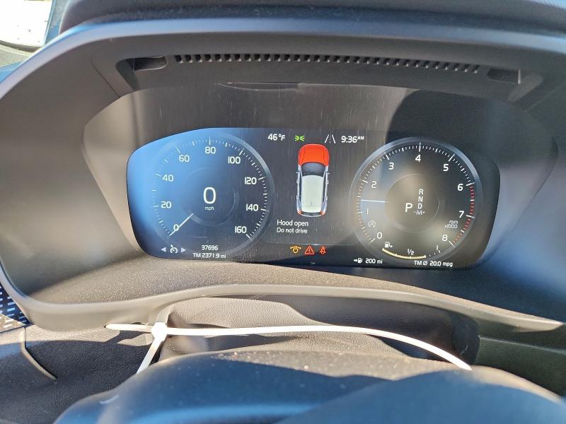 VOLVO XC40 2021 VIN YV4162UM8M2417157