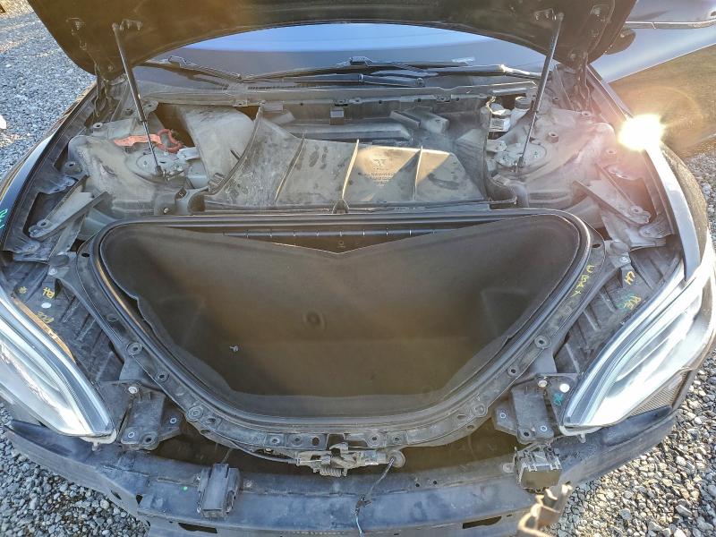 Фото 11 - TESLA MODEL S