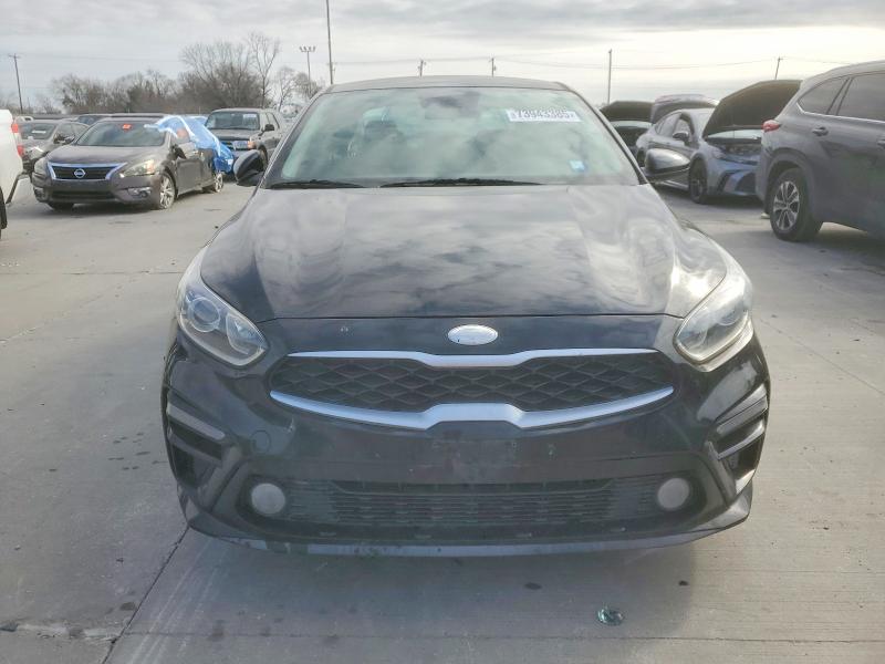 Фото 5 - KIA FORTE