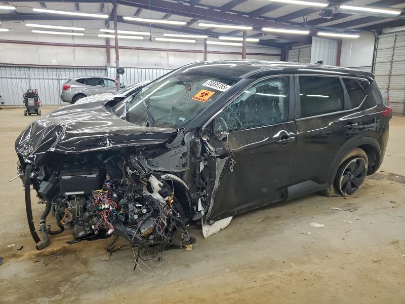 Фото 1 - NISSAN ROGUE