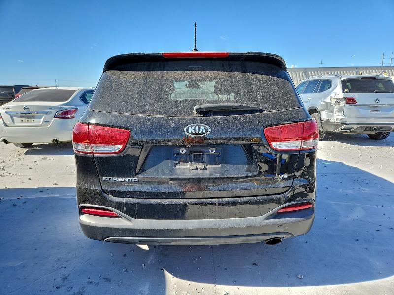 Фото 6 - KIA SORENTO