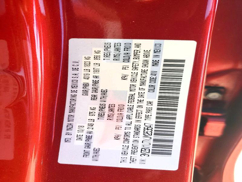 Фото 13 - MAZDA 3