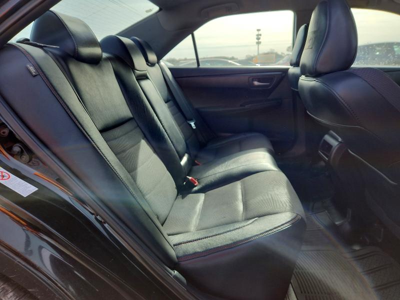 Фото 10 - TOYOTA CAMRY