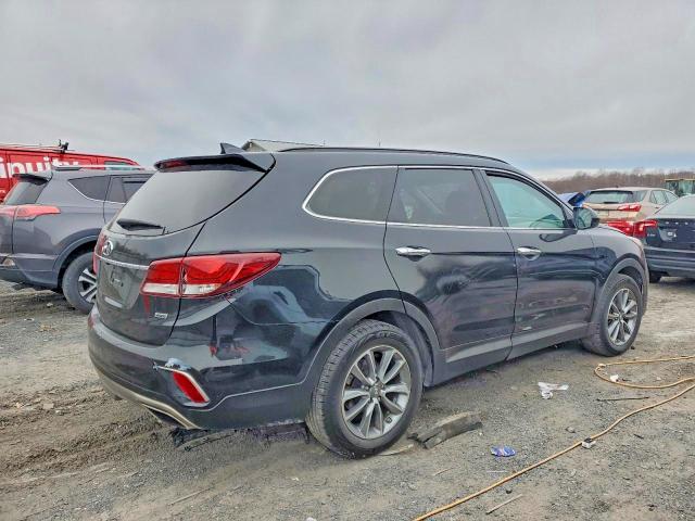 Фото 3 - HYUNDAI SANTA FE
