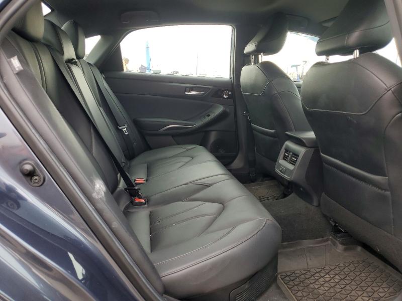 Фото 10 - TOYOTA AVALON