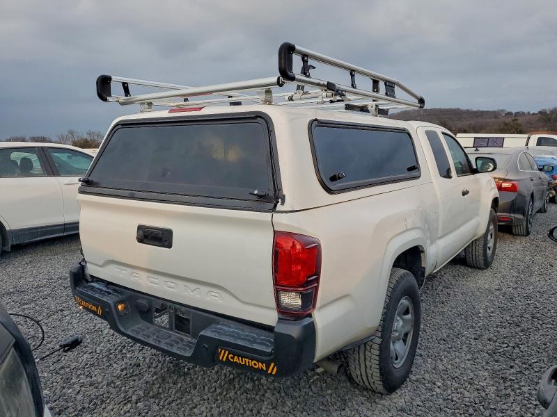 Фото 3 - TOYOTA TACOMA