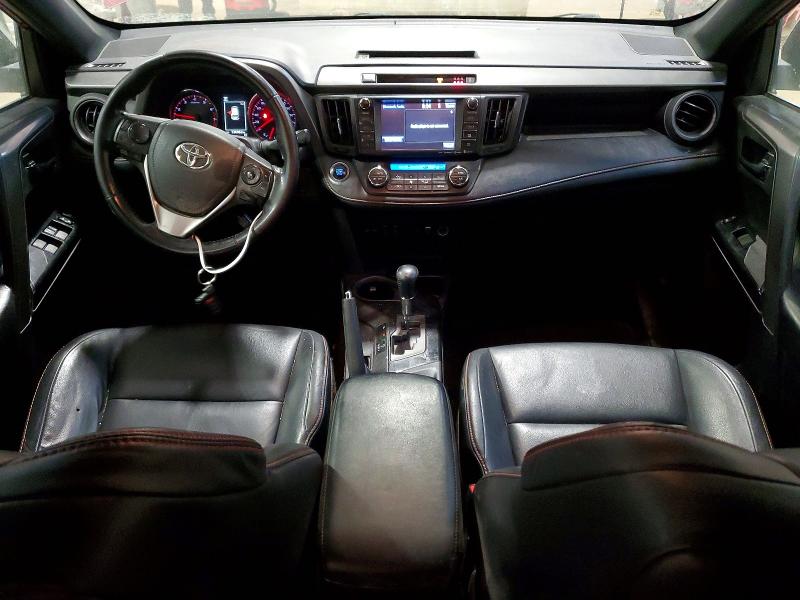 Фото 8 - TOYOTA RAV4