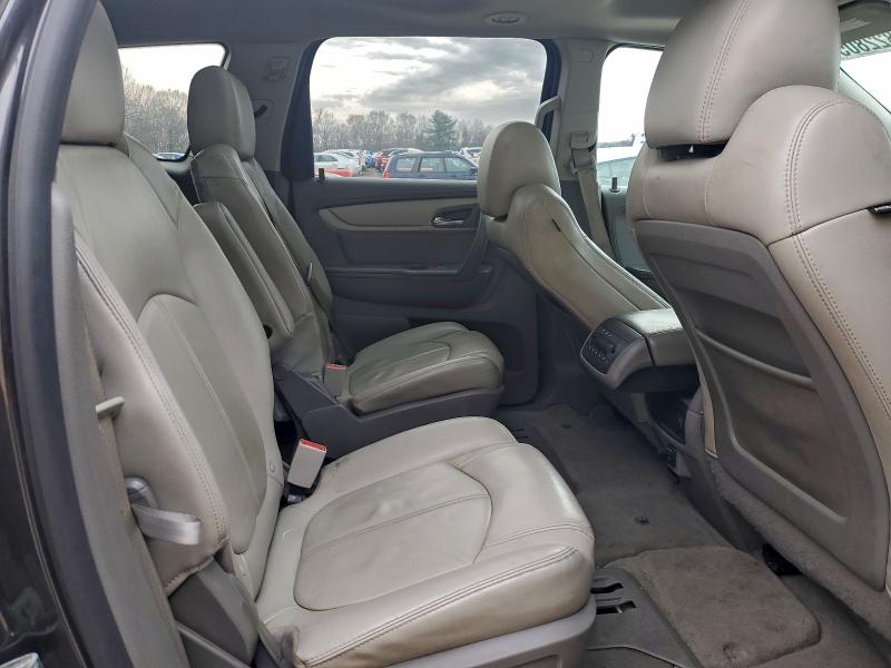 Фото 11 - CHEVROLET TRAVERSE