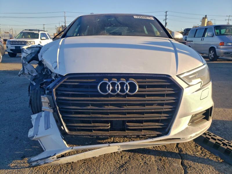 Фото 5 - AUDI A3