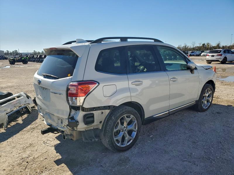 Фото 3 - SUBARU FORESTER