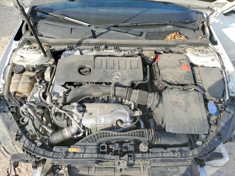 Фото 11 - MERCEDES-BENZ CLA-CLASS