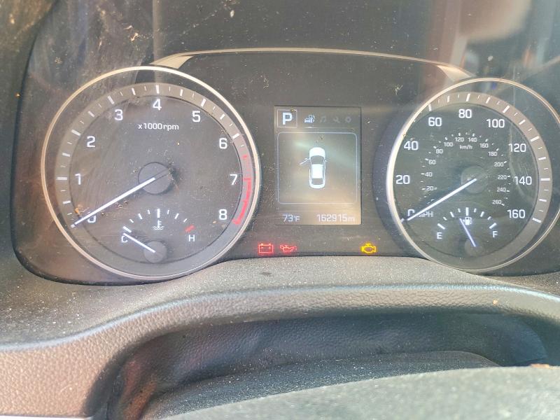 Фото 9 - HYUNDAI ELANTRA