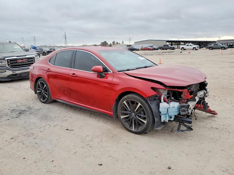 Фото 4 - TOYOTA CAMRY