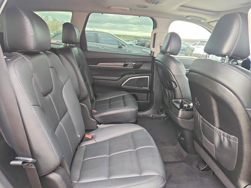 Фото 11 - KIA TELLURIDE