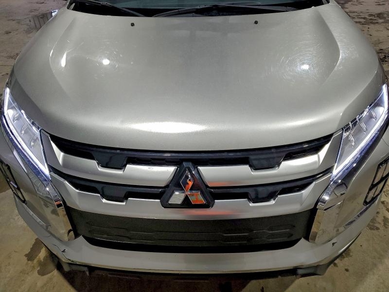 Фото 12 - MITSUBISHI OUTLANDER